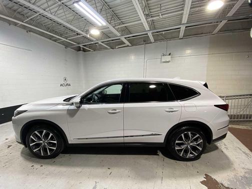 Platinum White Pearl 2024 Acura MDX Technology