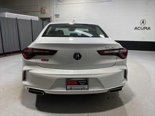 2022 Acura TLX Base