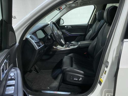 Alpine White 2020 BMW X7 xDrive40i