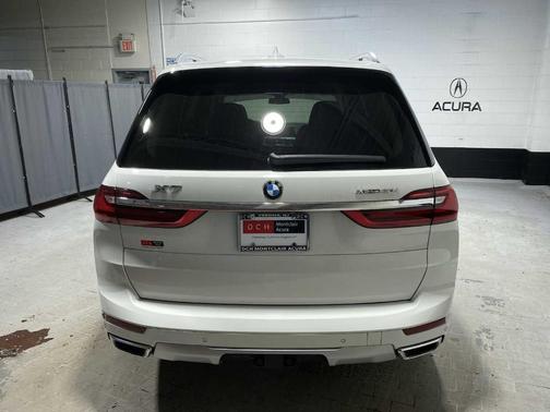 Alpine White 2020 BMW X7 xDrive40i