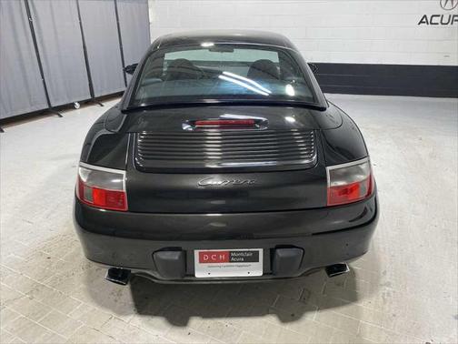 2000 Porsche 911 Carrera (M6)
