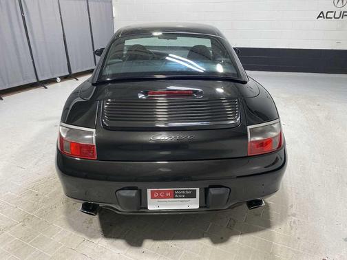 2000 Porsche 911 Carrera (M6)