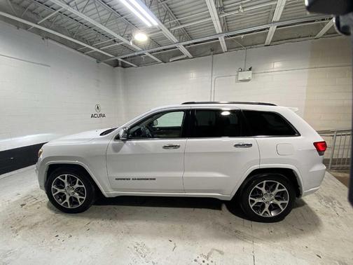 2020 Jeep Grand Cherokee Overland