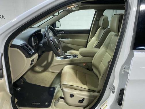 2020 Jeep Grand Cherokee Overland