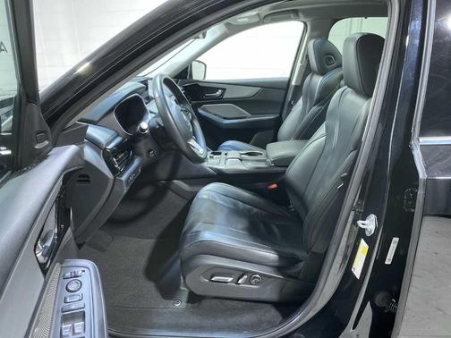 Majestic Black Pearl 2023 Acura MDX Technology