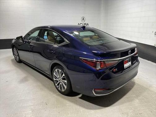 2021 Lexus ES 300h