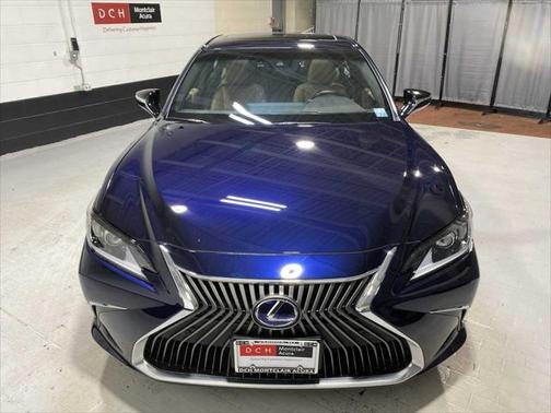 2021 Lexus ES 300h