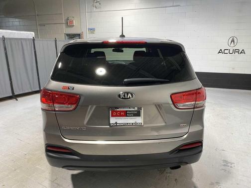 2016 Kia Sorento L
