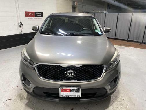 2016 Kia Sorento L