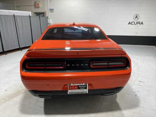 2017 Dodge Challenger SXT