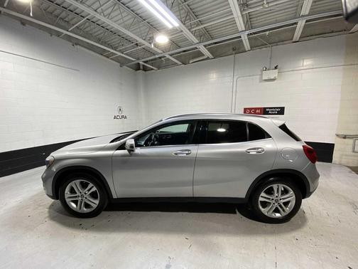 2018 Mercedes-Benz GLA 250 Base 4MATIC