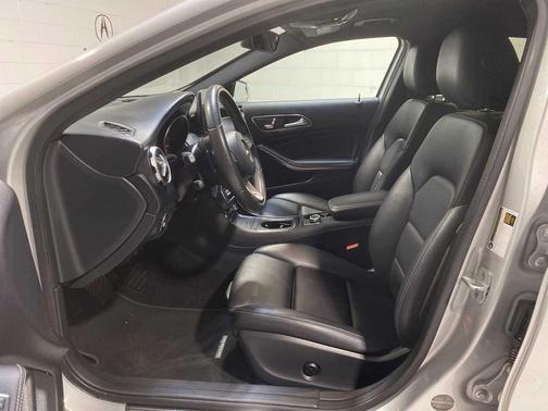 2018 Mercedes-Benz GLA 250 Base 4MATIC