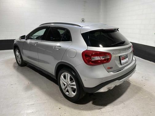 2018 Mercedes-Benz GLA 250 Base 4MATIC