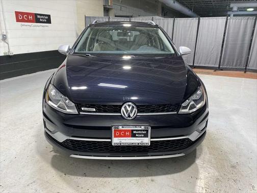 2017 Volkswagen Golf Alltrack TSI SE