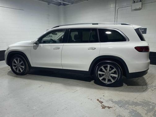 2022 Mercedes-Benz GLS 450 4MATIC