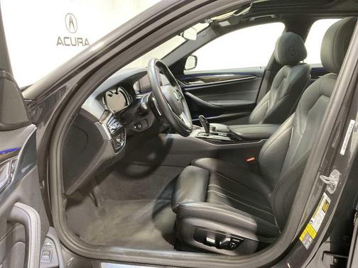 2019 BMW 530e xDrive iPerformance