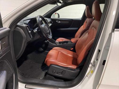 2019 Volvo XC40 T5 Inscription
