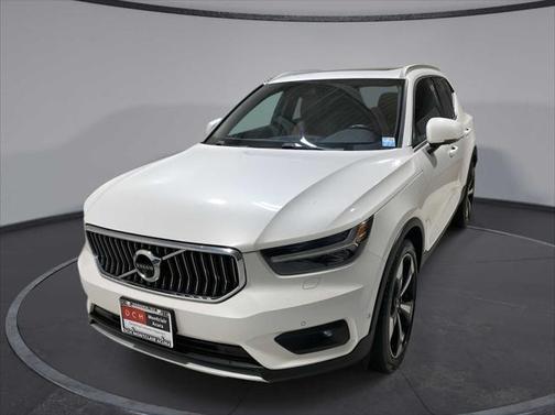 2019 Volvo XC40 T5 Inscription
