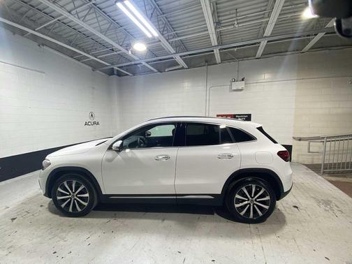 2023 Mercedes-Benz GLA 250 Base 4MATIC