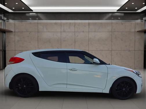 2013 Hyundai Veloster Base