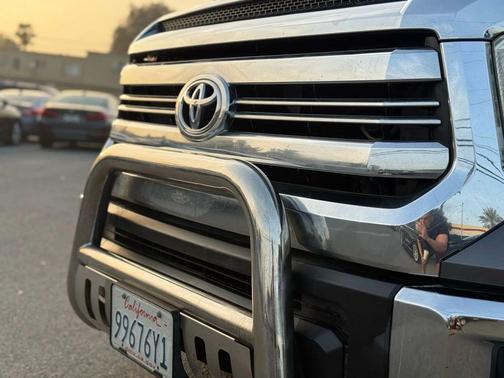 2016 Toyota Tundra SR5