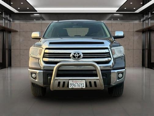 2016 Toyota Tundra SR5