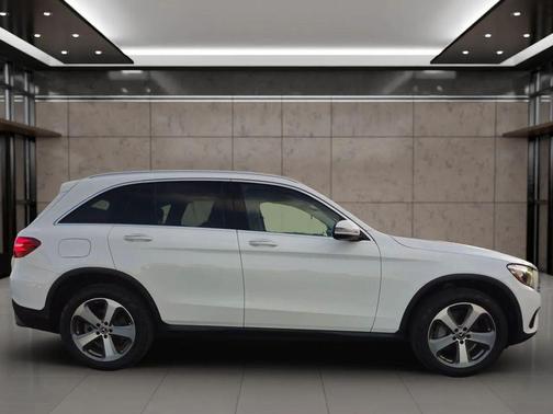 2019 Mercedes-Benz GLC 300 Base