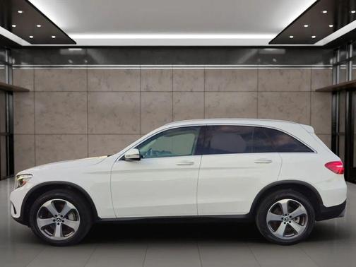 2019 Mercedes-Benz GLC 300 Base