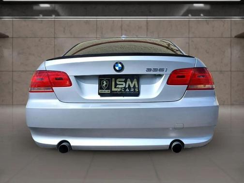 2009 BMW 335 335i
