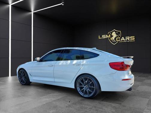 2017 BMW 330 Gran Turismo xDrive