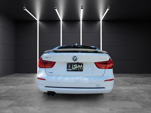 2017 BMW 330 Gran Turismo xDrive