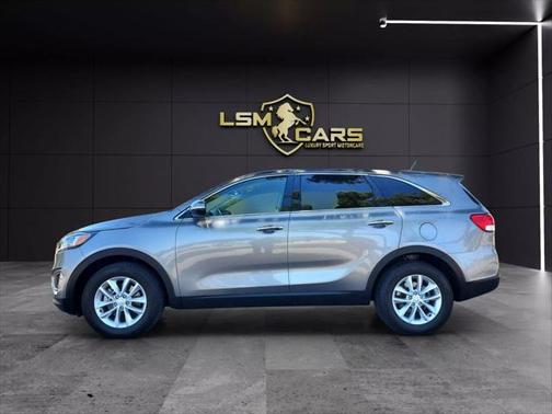 2018 Kia Sorento L