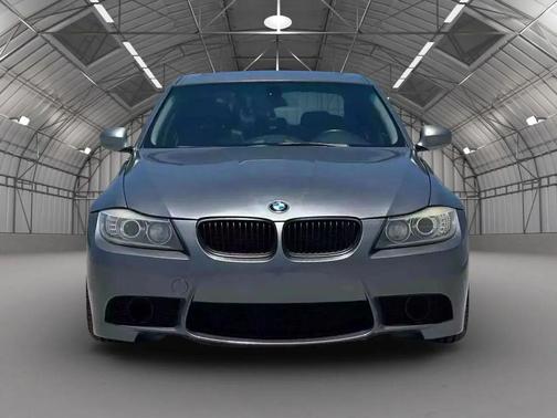 2011 BMW 335 335i