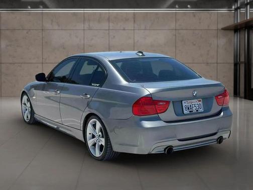 2011 BMW 335 335i