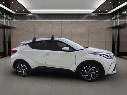 2020 Toyota C-HR XLE