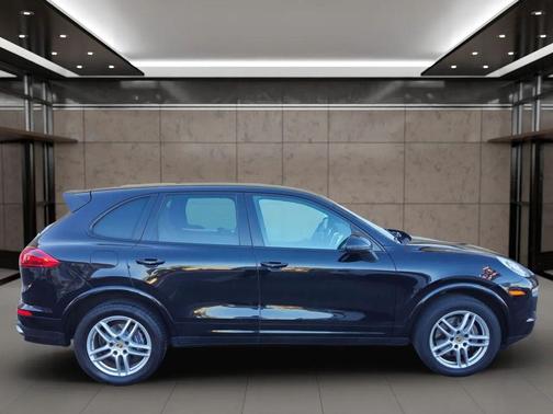 2018 Porsche Cayenne Platinum Edition