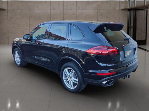 2018 Porsche Cayenne Platinum Edition