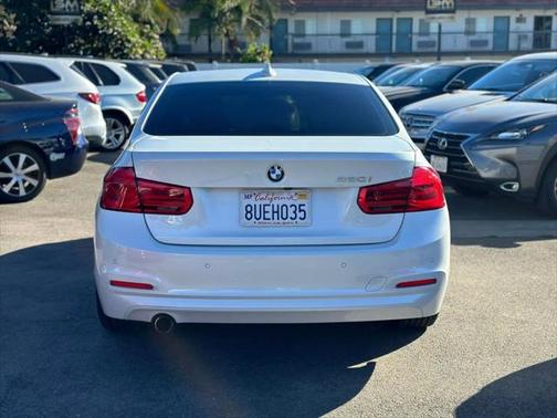 2018 BMW 320 i