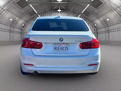 2018 BMW 320 i