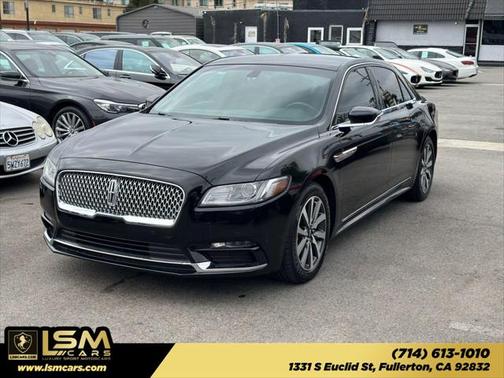 2018 Lincoln Continental Premiere