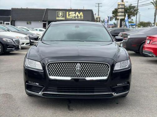 2018 Lincoln Continental Premiere