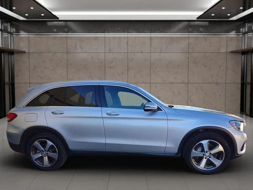 2017 Mercedes-Benz GLC 300 Base