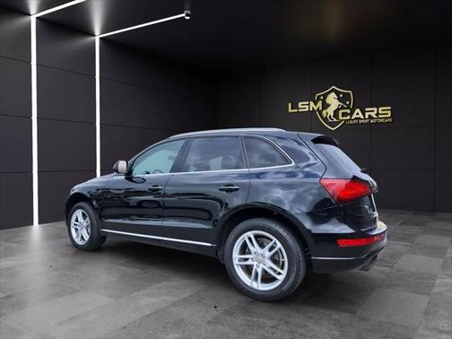 2017 Audi Q5 2.0T Premium Plus