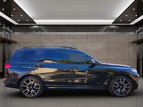 2019 BMW X7 xDrive50i