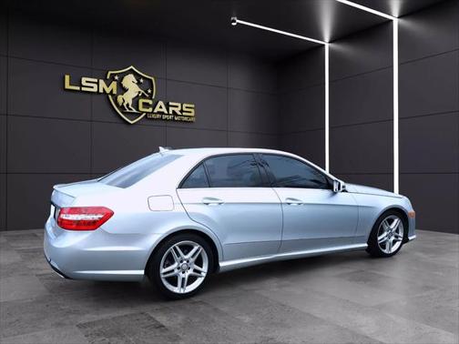 2013 Mercedes-Benz E-Class 4MATIC