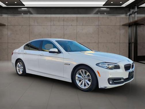 2016 BMW 528 528i