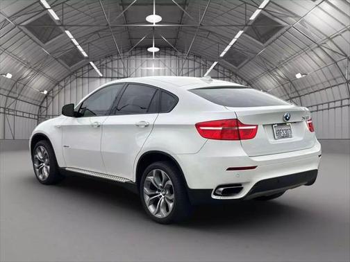 2011 BMW X6 xDrive50i