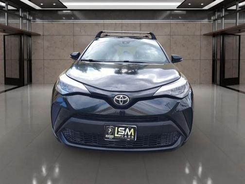 Black 2020 Toyota C-HR XLE