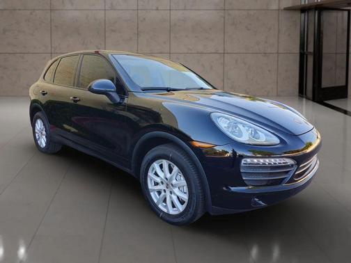 Black 2014 Porsche Cayenne Cayenne