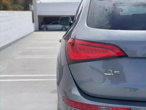 2014 Audi Q5 2.0T Premium Plus
